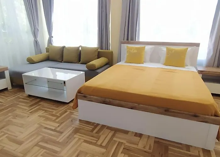 Near To Free شقة *