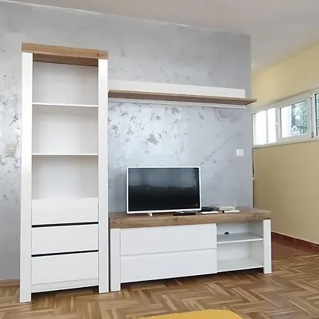 Apartments Near To Burgas Free University * Burgas