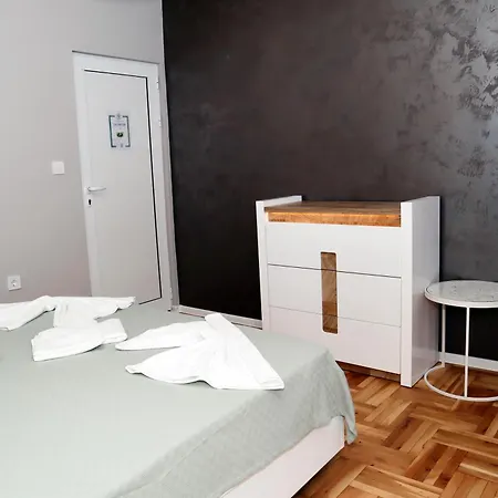 Apartments Near To Burgas Free University * Burgas